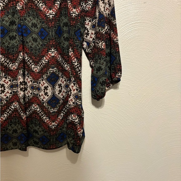 Zac & Rachel Blue and Brown Graphic 3/4 Sleeve Blouse - Picture 7 of 8